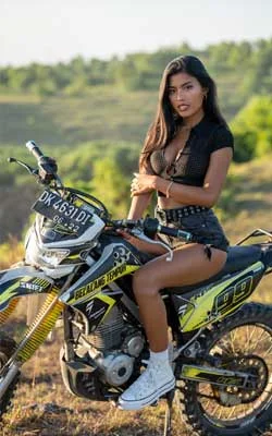 Call Girls in Katraj